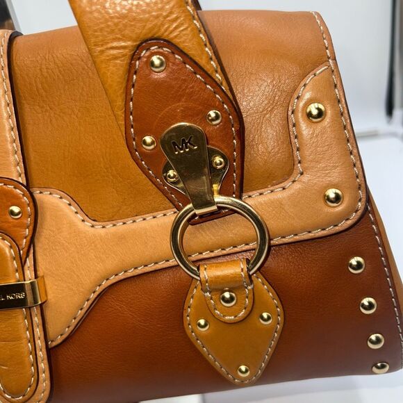 Michael Michael Kors Vintage Saddle Leather Handbag with Dust Bag - Picture 5 of 16